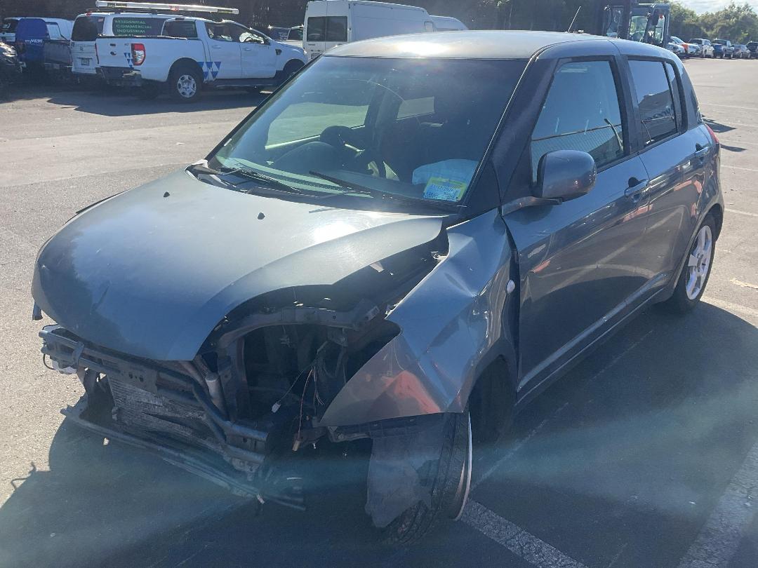 Photo '2' of Suzuki Swift