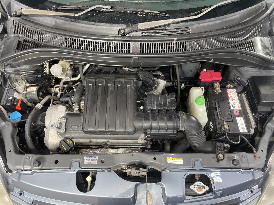 Photo '13' of Suzuki Swift