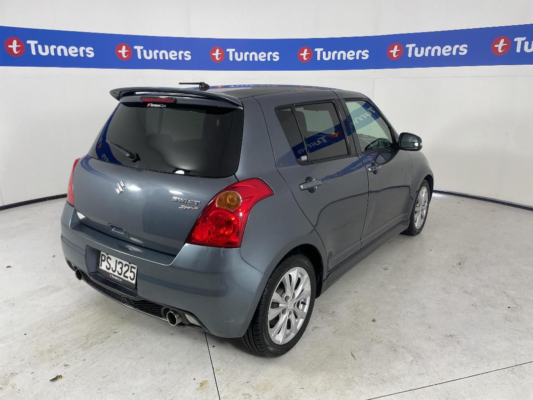 Photo '7' of Suzuki Swift