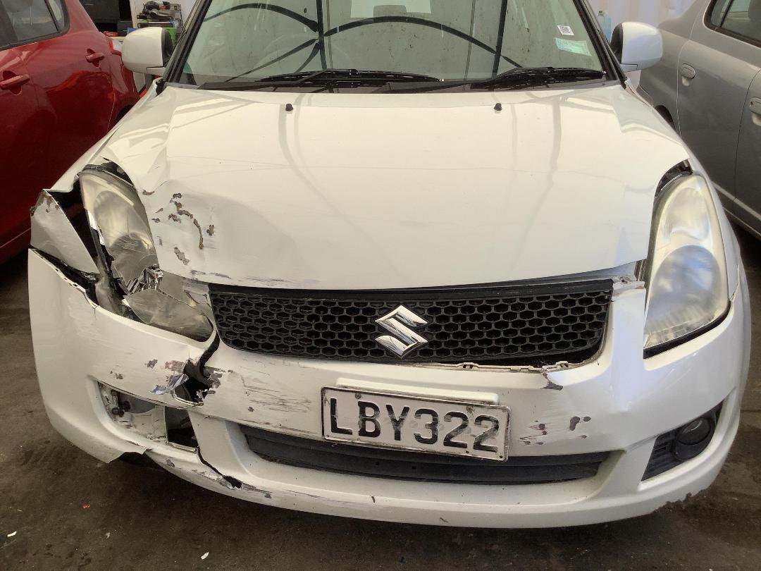 Photo '2' of Suzuki Swift Glxha2 LTD