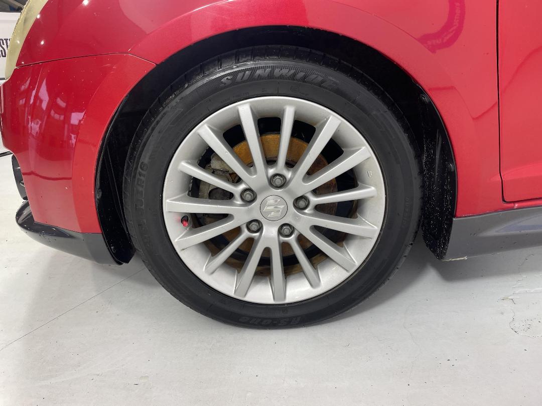 Photo '10' of Suzuki Swift Photo '10' of Suzuki Swift