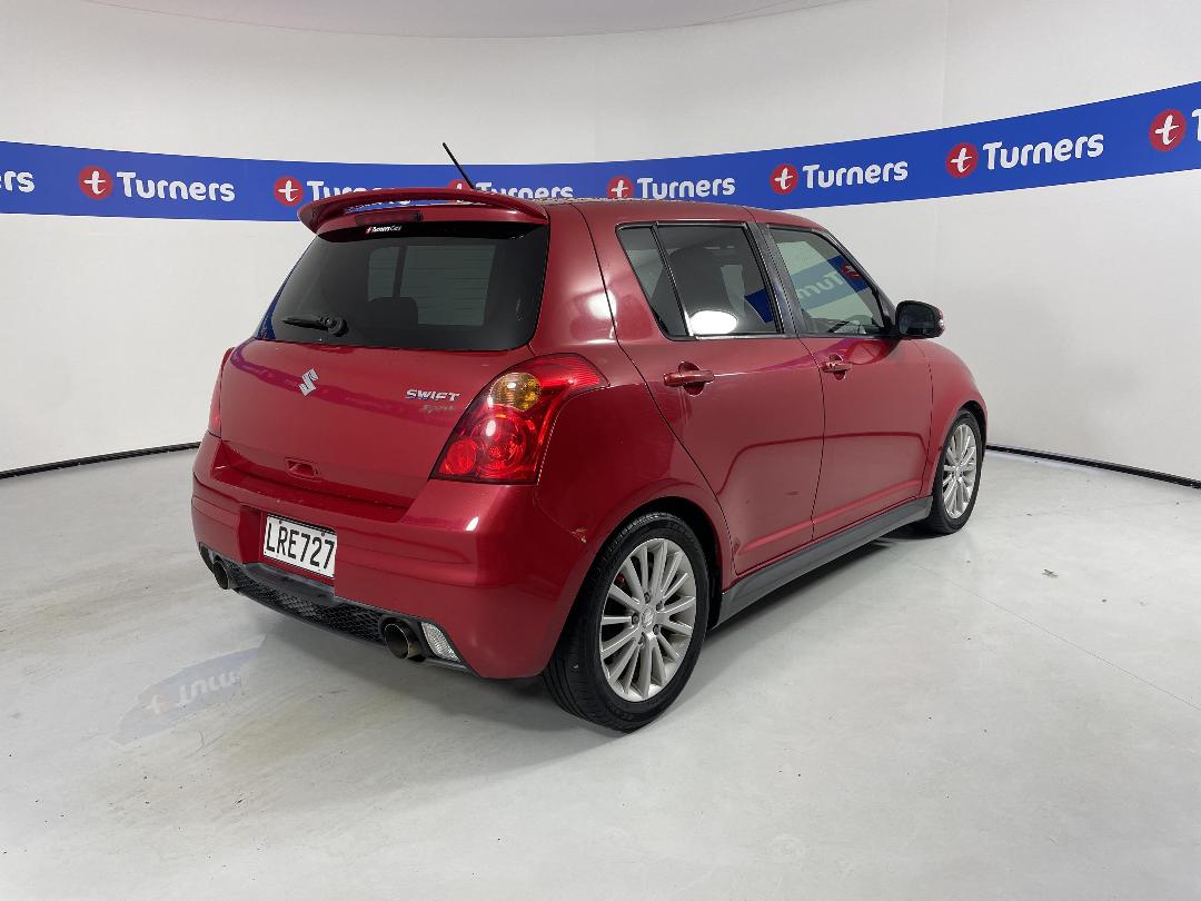 Photo '7' of Suzuki Swift Photo '7' of Suzuki Swift