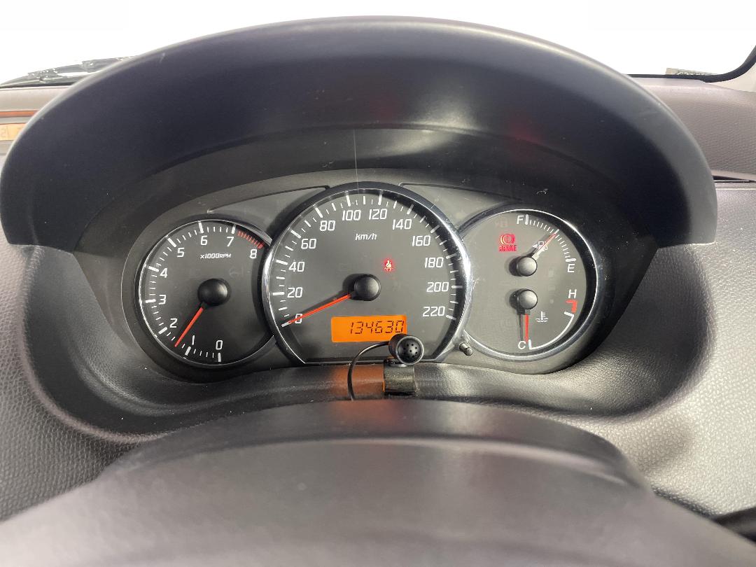 Photo '21' of Suzuki Swift Photo '21' of Suzuki Swift