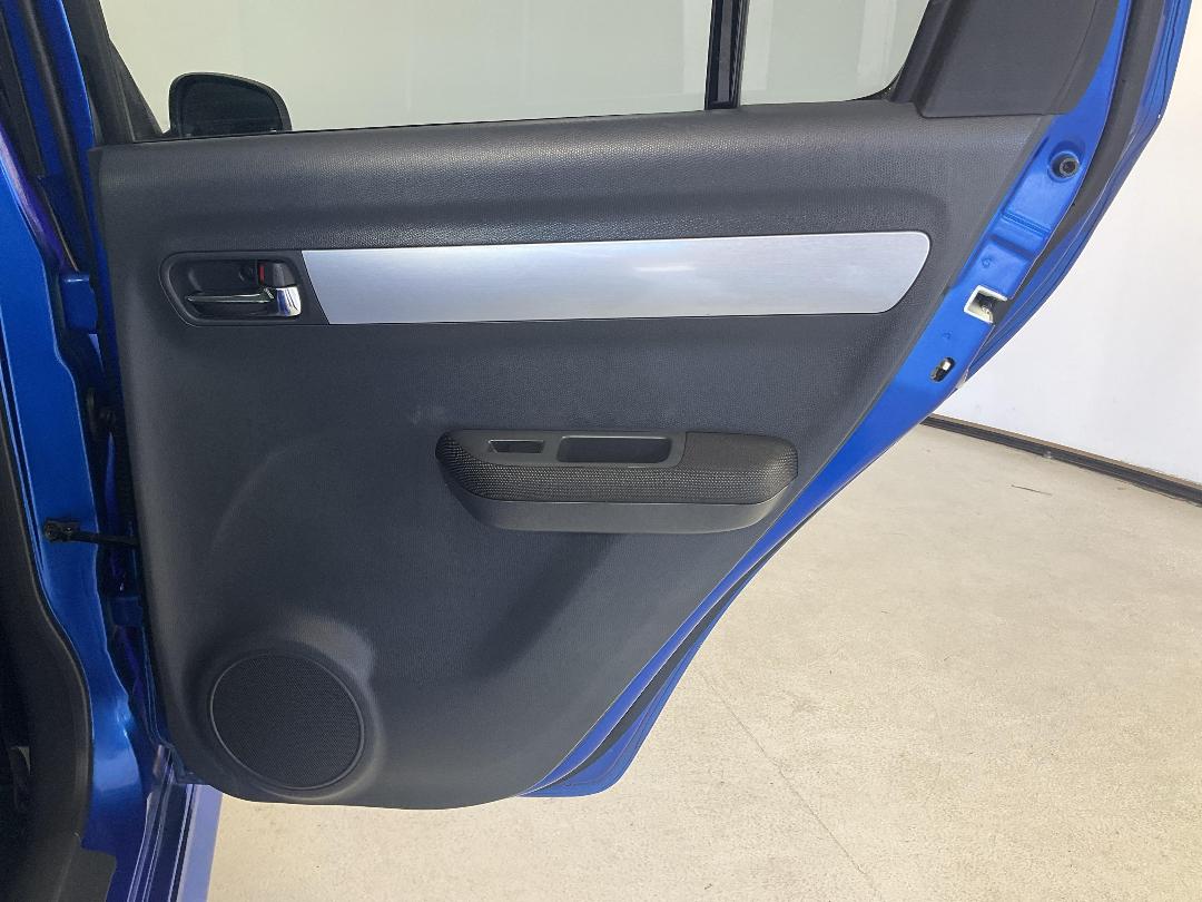 Photo '19' of Suzuki Swift Photo '19' of Suzuki Swift