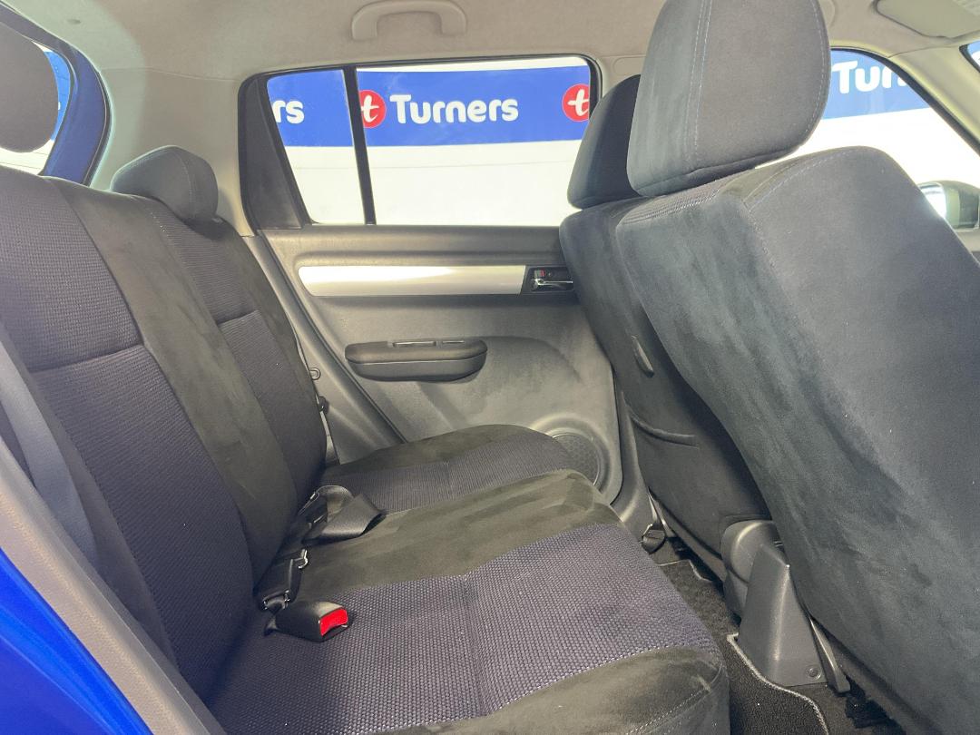 Photo '20' of Suzuki Swift Photo '20' of Suzuki Swift