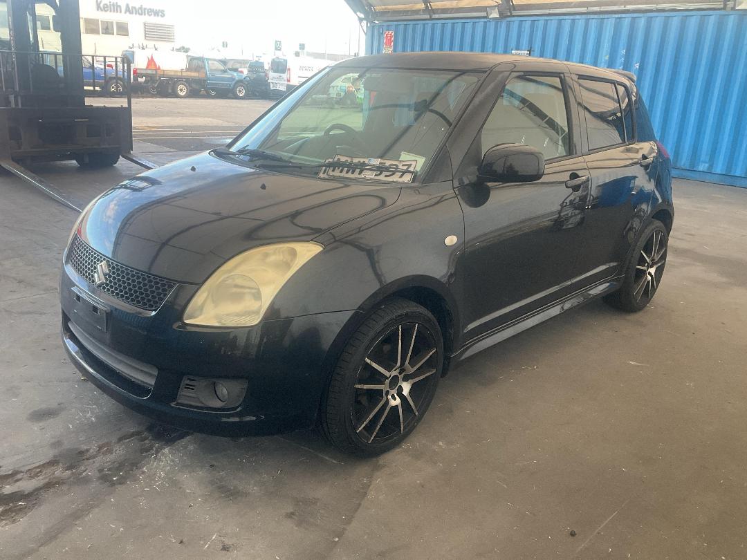 Photo '8' of Suzuki Swift XG Aero