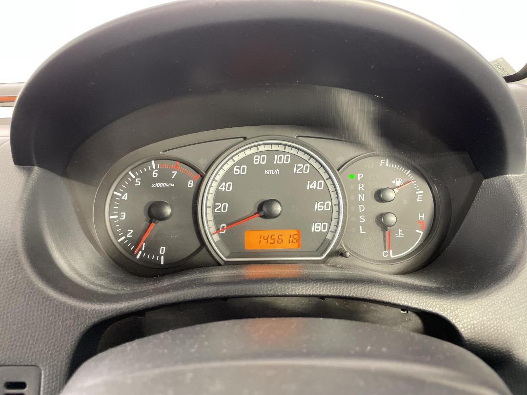 Photo '21' of Suzuki Swift Photo '21' of Suzuki Swift