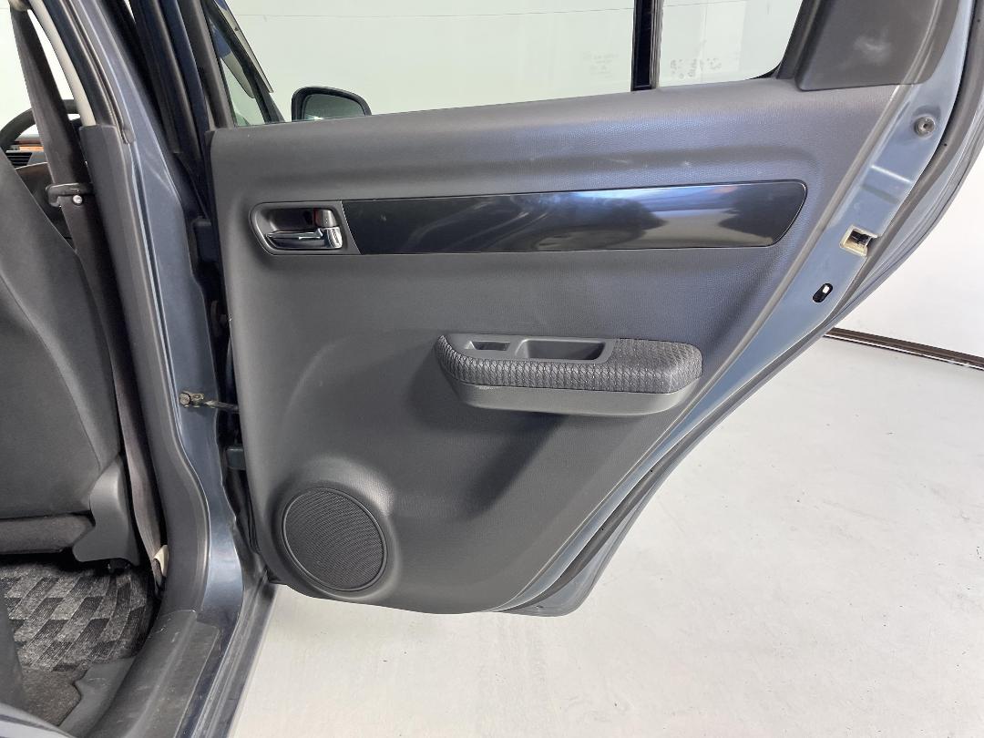 Photo '19' of Suzuki Swift Photo '19' of Suzuki Swift