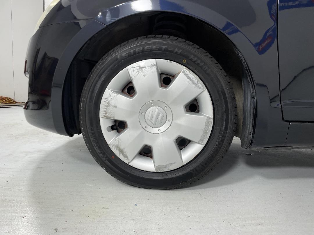 Photo '10' of Suzuki Swift Photo '10' of Suzuki Swift