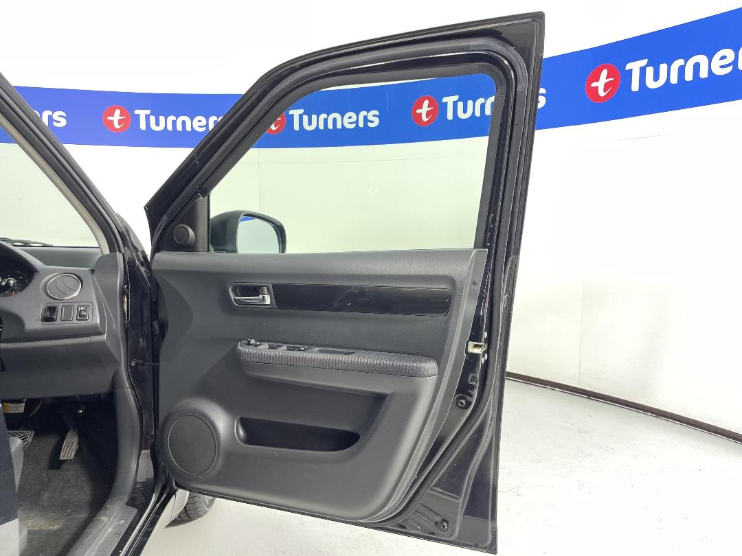 Photo '15' of Suzuki Swift Photo '15' of Suzuki Swift