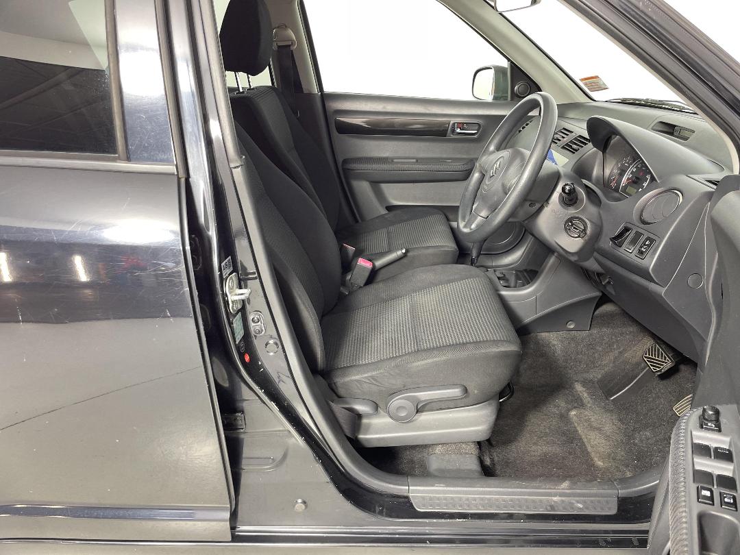 Photo '16' of Suzuki Swift Photo '16' of Suzuki Swift