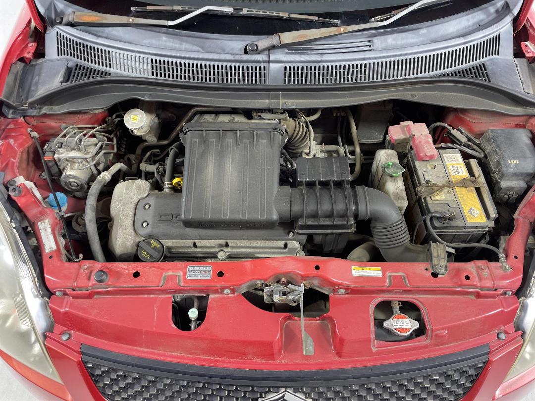 Photo '13' of Suzuki Swift