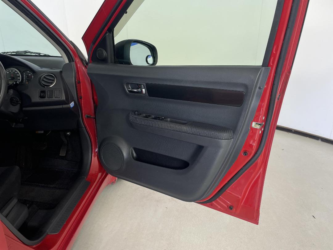 Photo '15' of Suzuki Swift