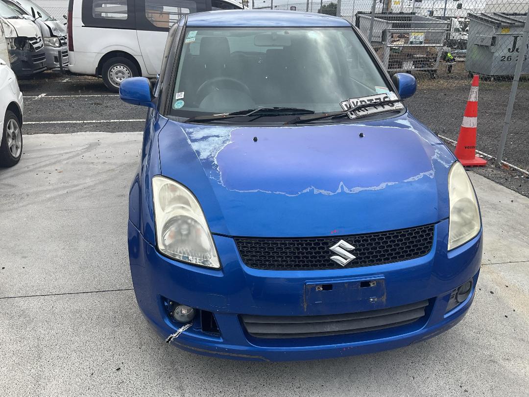 Photo '5' of Suzuki Swift