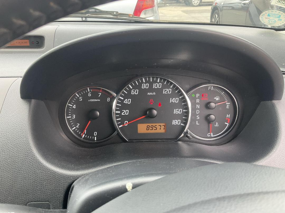 Photo '23' of Suzuki Swift