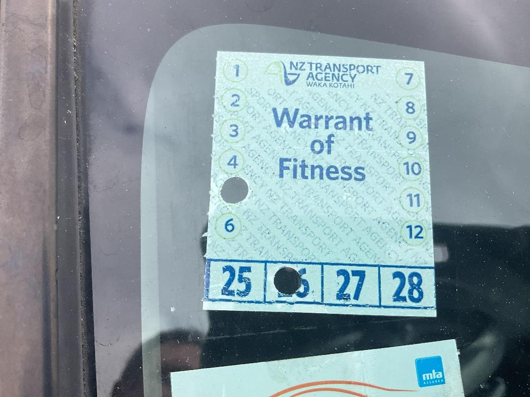 Photo '24' of Suzuki Swift