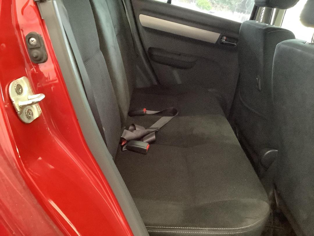 Photo '8' of Suzuki Swift