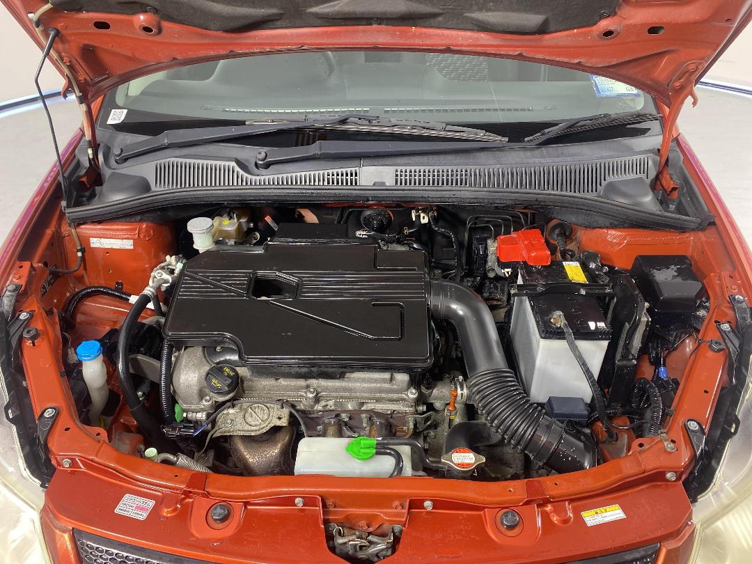 Photo '13' of Suzuki SX4