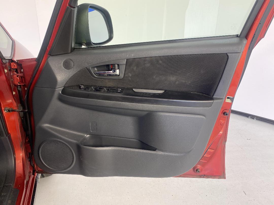 Photo '15' of Suzuki SX4