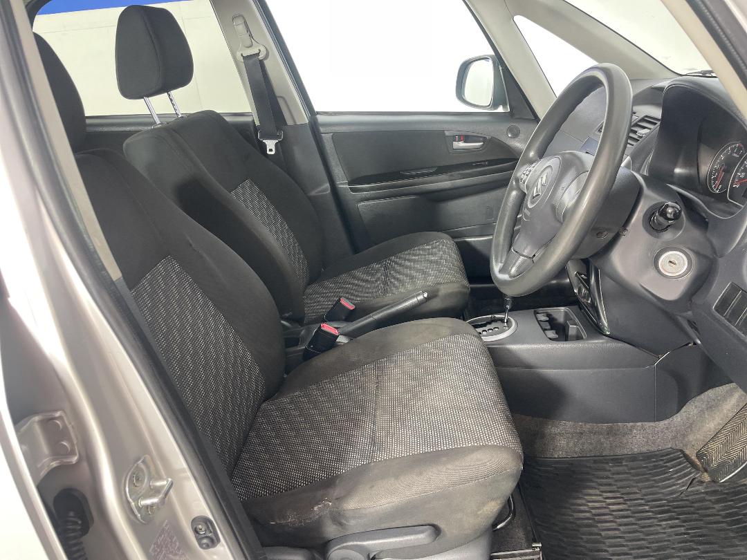 Photo '14' of Suzuki SX4 Glxha Photo '14' of Suzuki SX4 Glxha