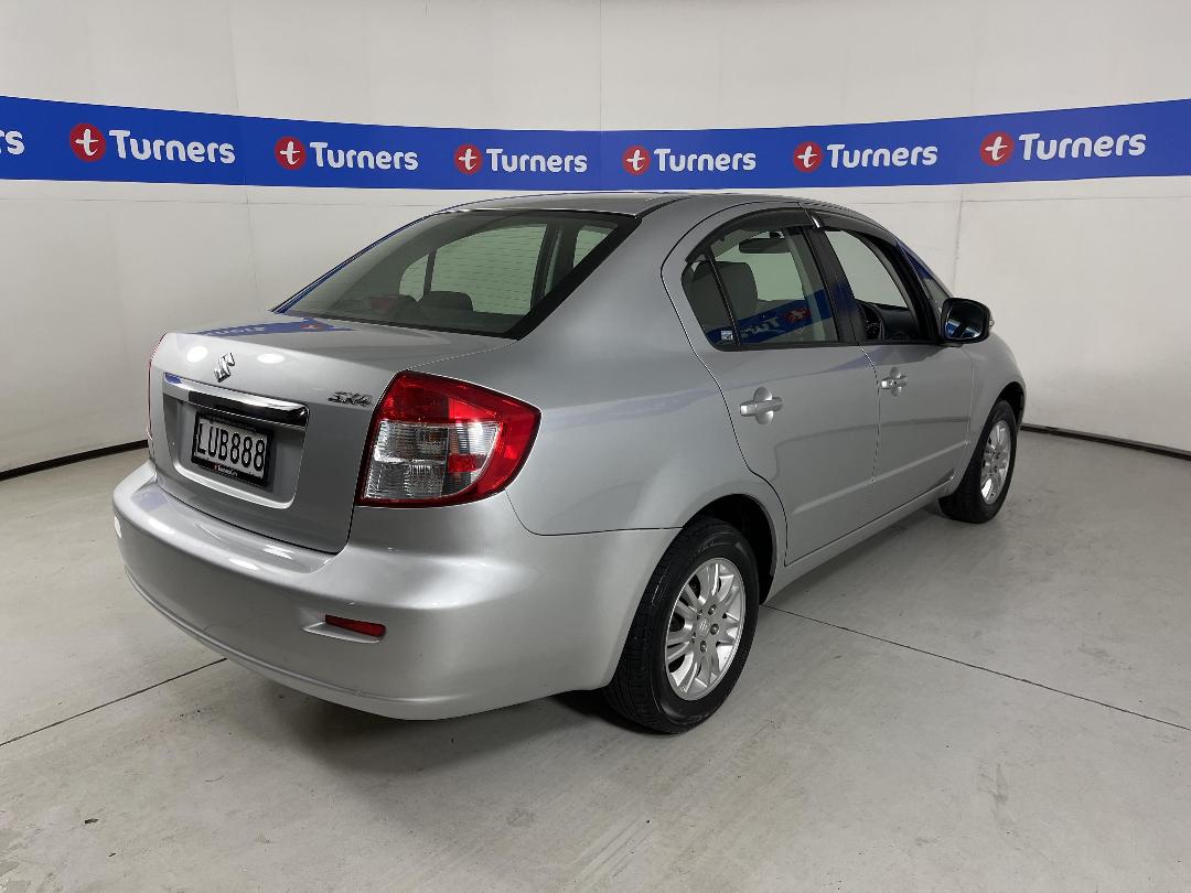 Photo '7' of Suzuki SX4 Photo '7' of Suzuki SX4