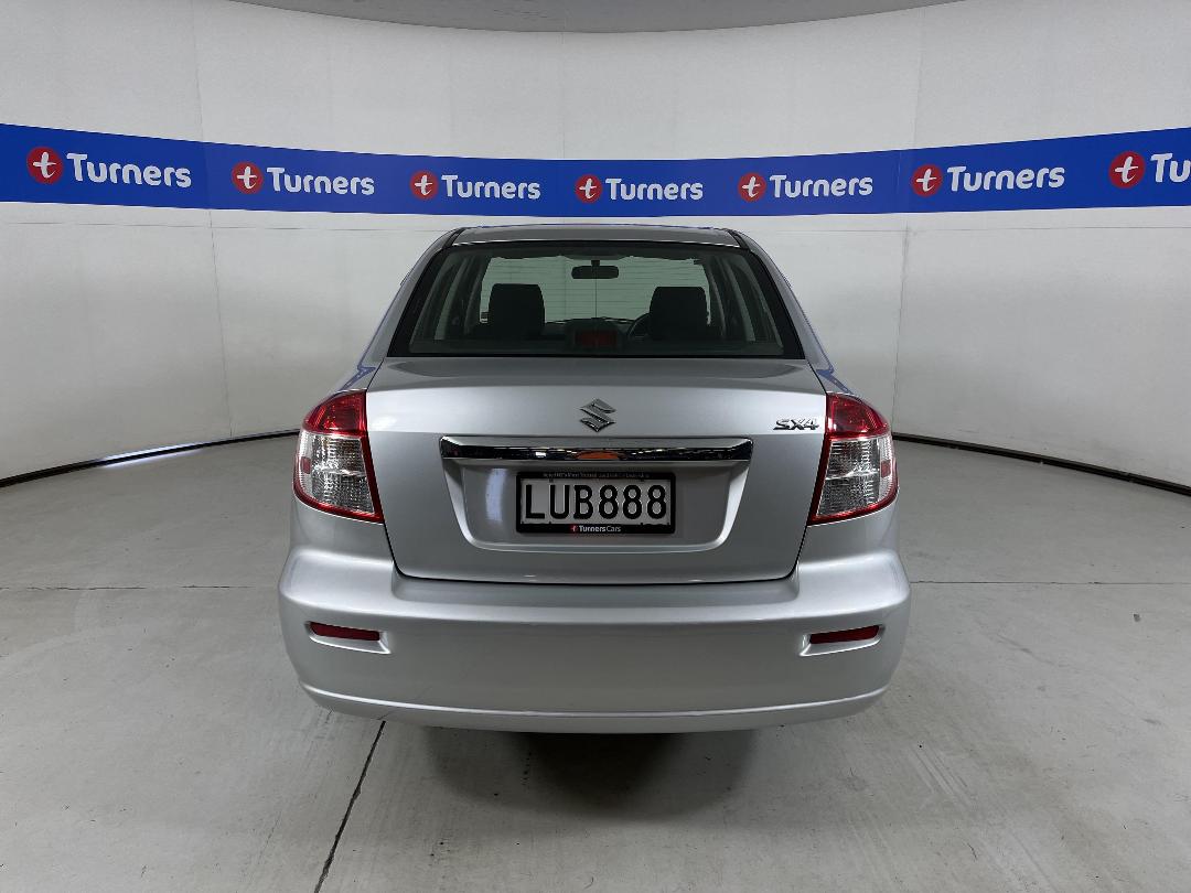 Photo '6' of Suzuki SX4 Photo '6' of Suzuki SX4