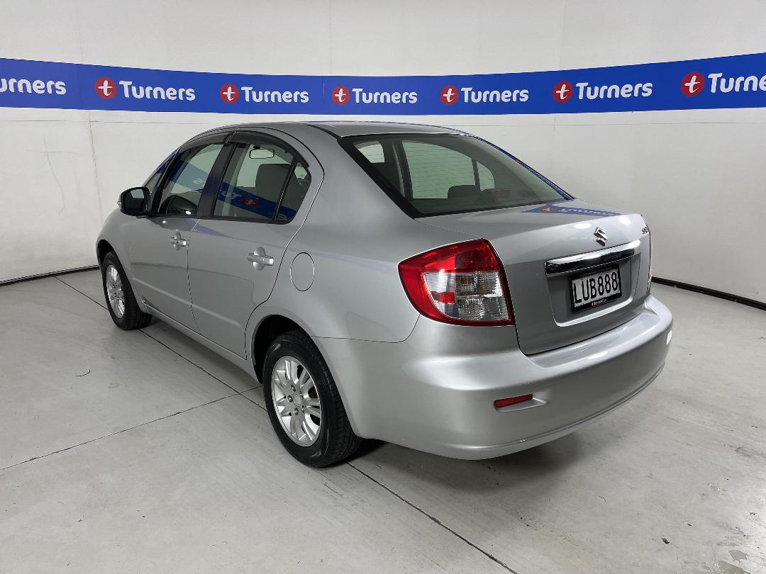 Photo '5' of Suzuki SX4 Photo '5' of Suzuki SX4