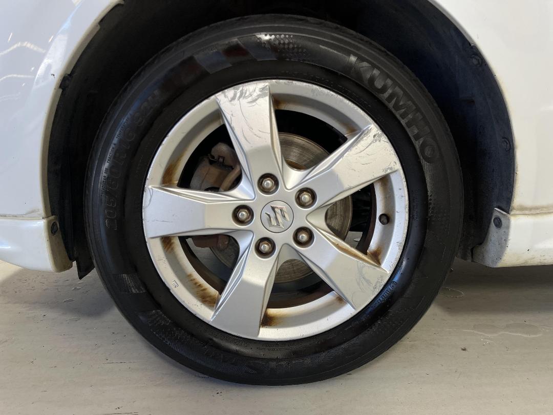 Photo '10' of Suzuki SX4 Photo '10' of Suzuki SX4