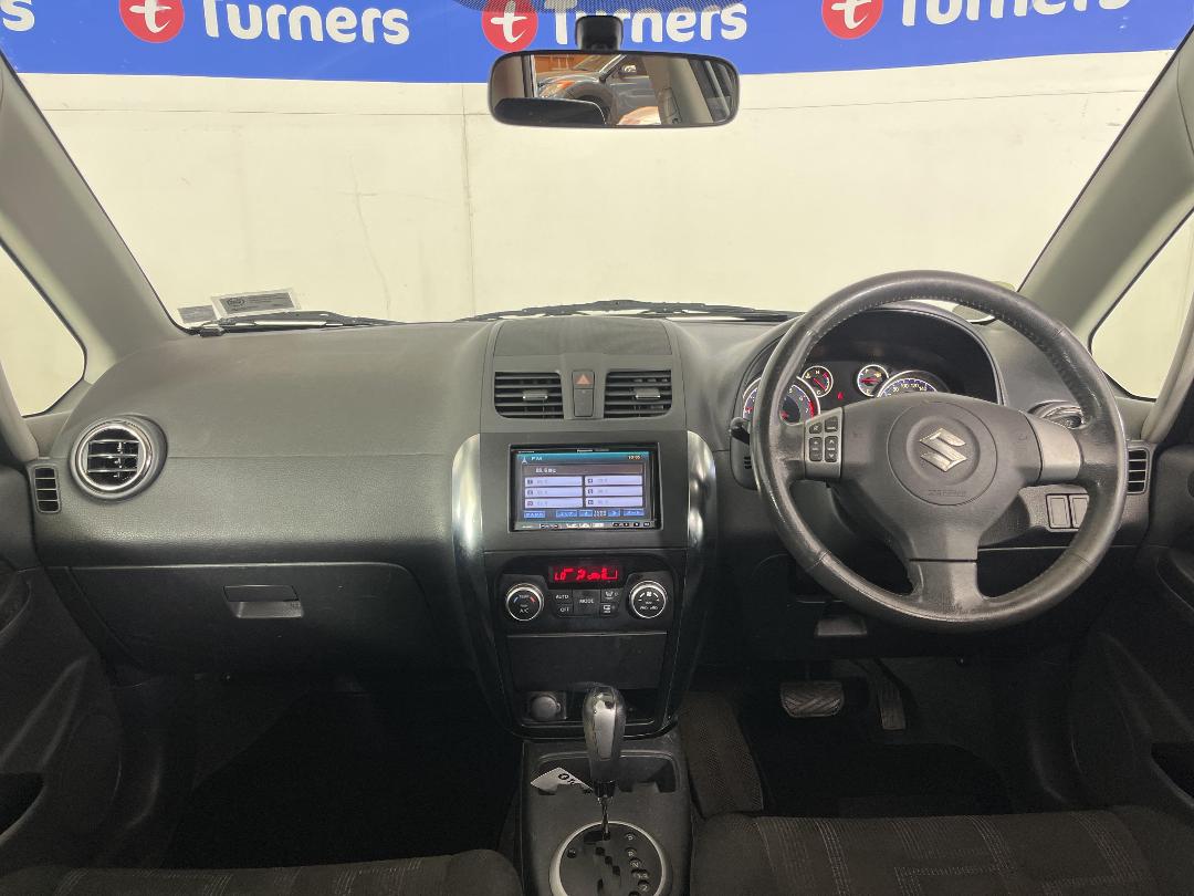 Photo '17' of Suzuki SX4 Photo '17' of Suzuki SX4