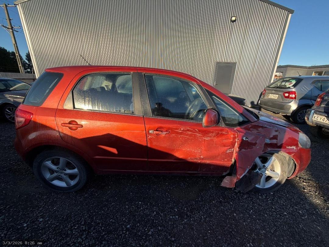 Photo '8' of Suzuki SX4 Glxf