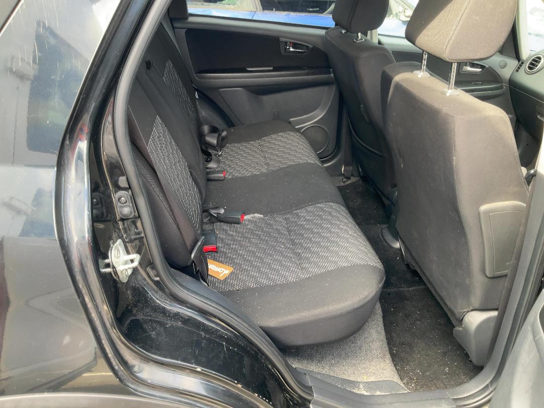 Photo '15' of Suzuki SX4 Photo '15' of Suzuki SX4