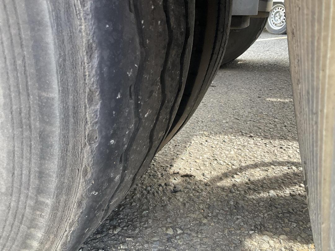 Photo '12' of TMC LM4 3421 Flat Deck - Tandem Photo '12' of TMC LM4 3421 Flat Deck - Tandem