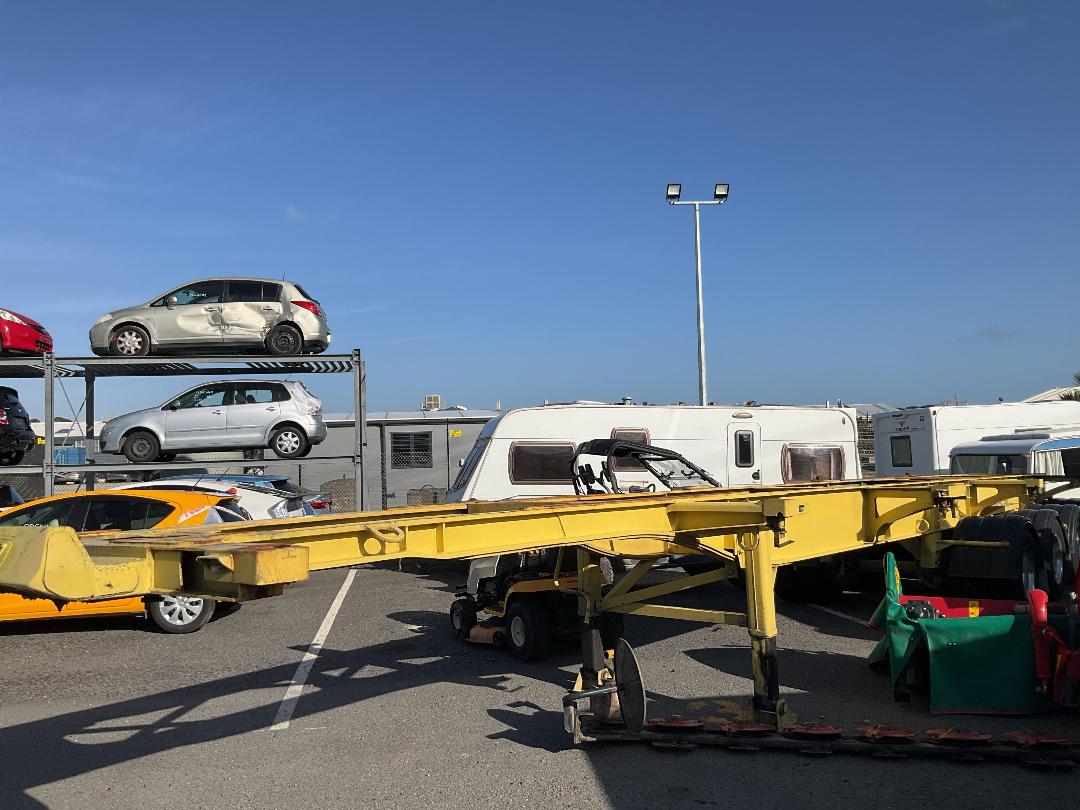 Photo '27' of TMC LM4 3421 Flat Deck - Tandem Photo '27' of TMC LM4 3421 Flat Deck - Tandem