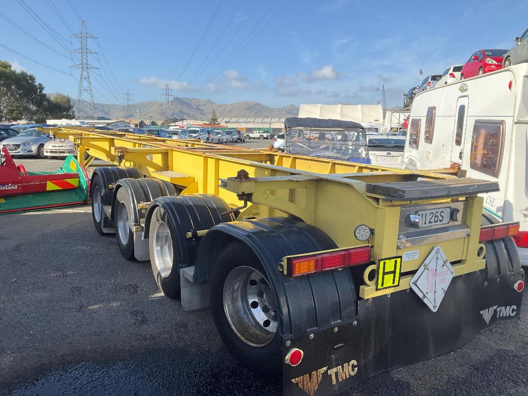 Photo '29' of TMC LM4 3421 Flat Deck - Tandem Photo '29' of TMC LM4 3421 Flat Deck - Tandem