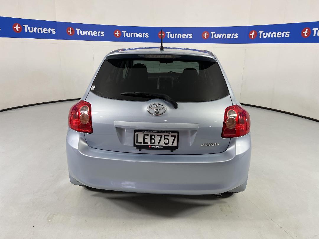 Photo '6' of Toyota Auris Photo '6' of Toyota Auris