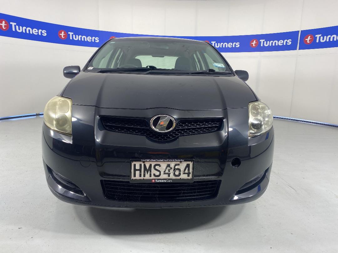 Photo '2' of Toyota Auris Photo '2' of Toyota Auris