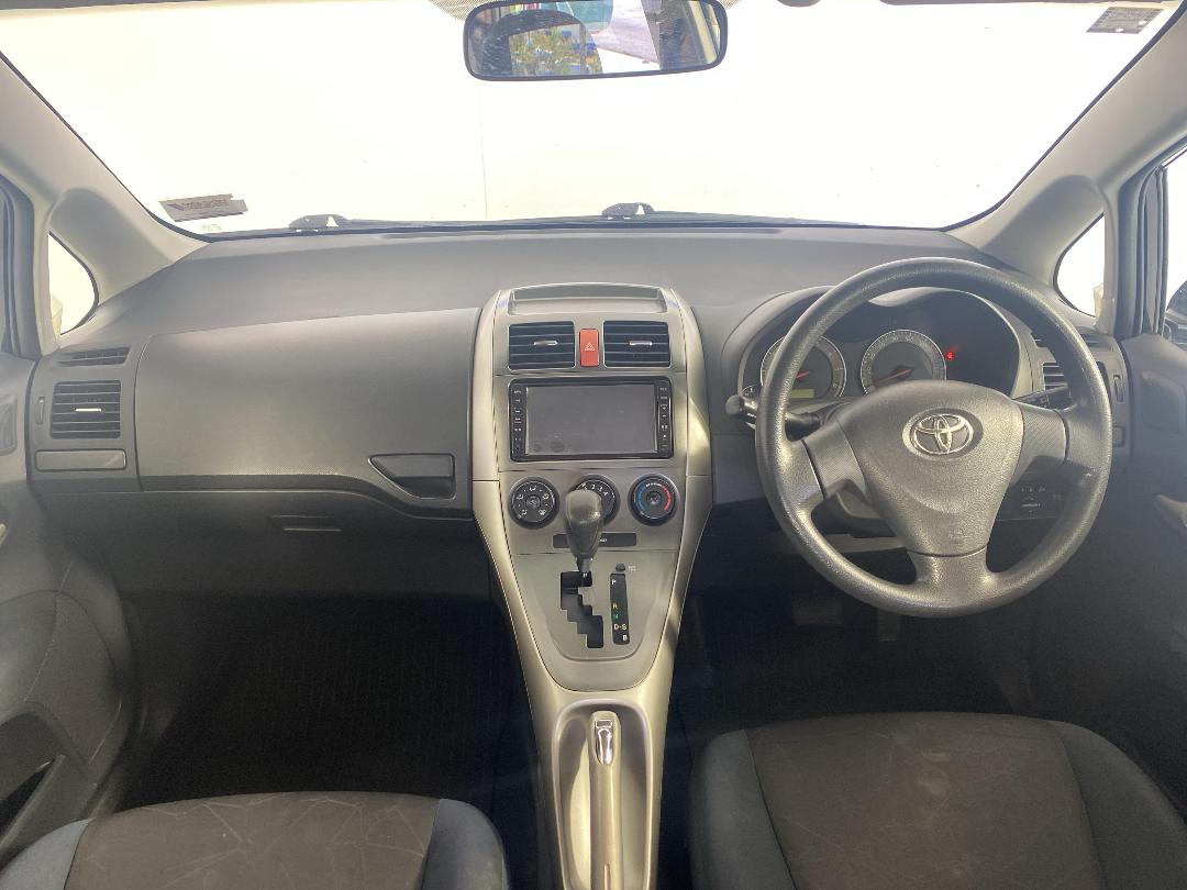 Photo '17' of Toyota Auris Photo '17' of Toyota Auris