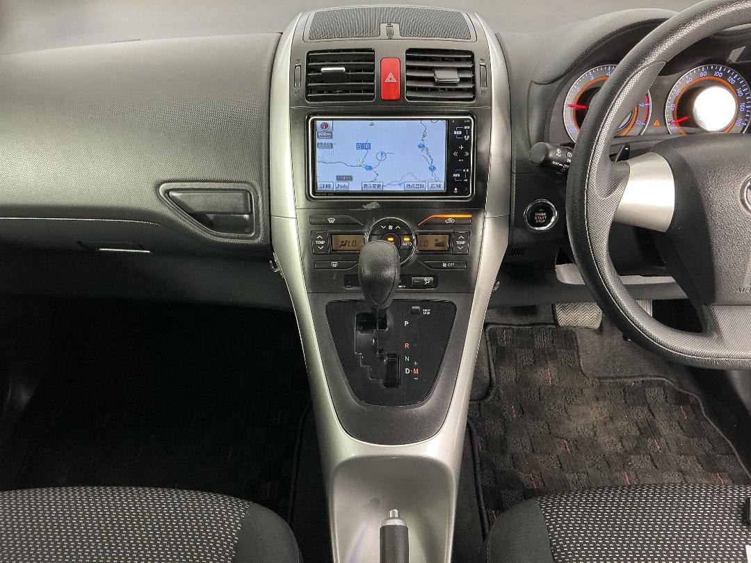 Photo '18' of Toyota Auris Photo '18' of Toyota Auris
