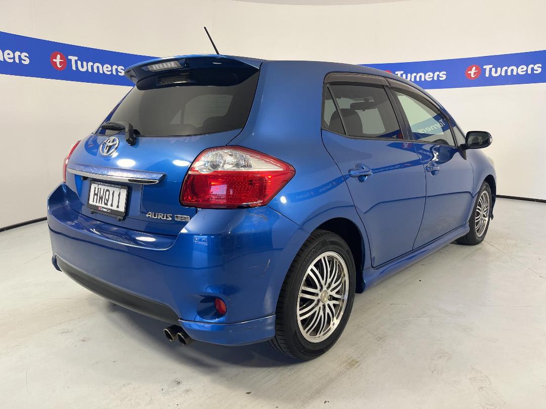 Photo '7' of Toyota Auris Photo '7' of Toyota Auris