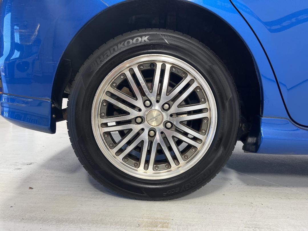 Photo '12' of Toyota Auris Photo '12' of Toyota Auris