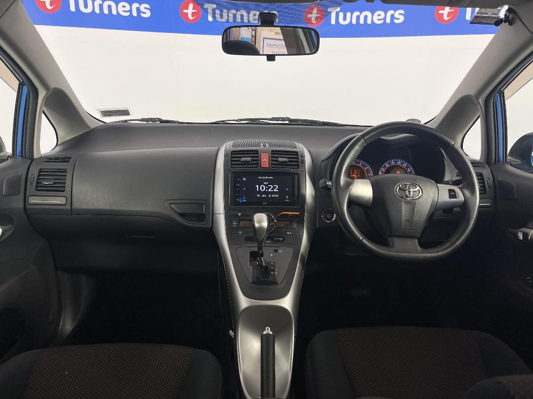 Photo '17' of Toyota Auris Photo '17' of Toyota Auris
