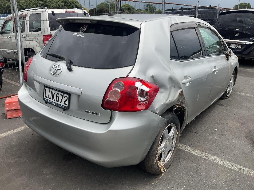 Photo '4' of Toyota Auris Photo '4' of Toyota Auris