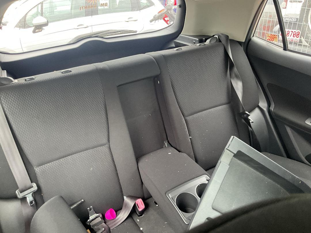 Photo '8' of Toyota Auris Photo '8' of Toyota Auris