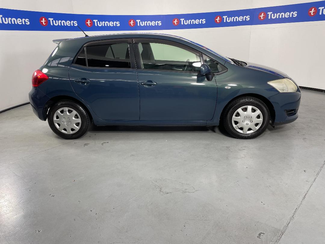 Photo '23' of Toyota Auris