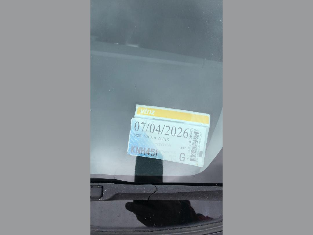 Photo '2' of Toyota Auris