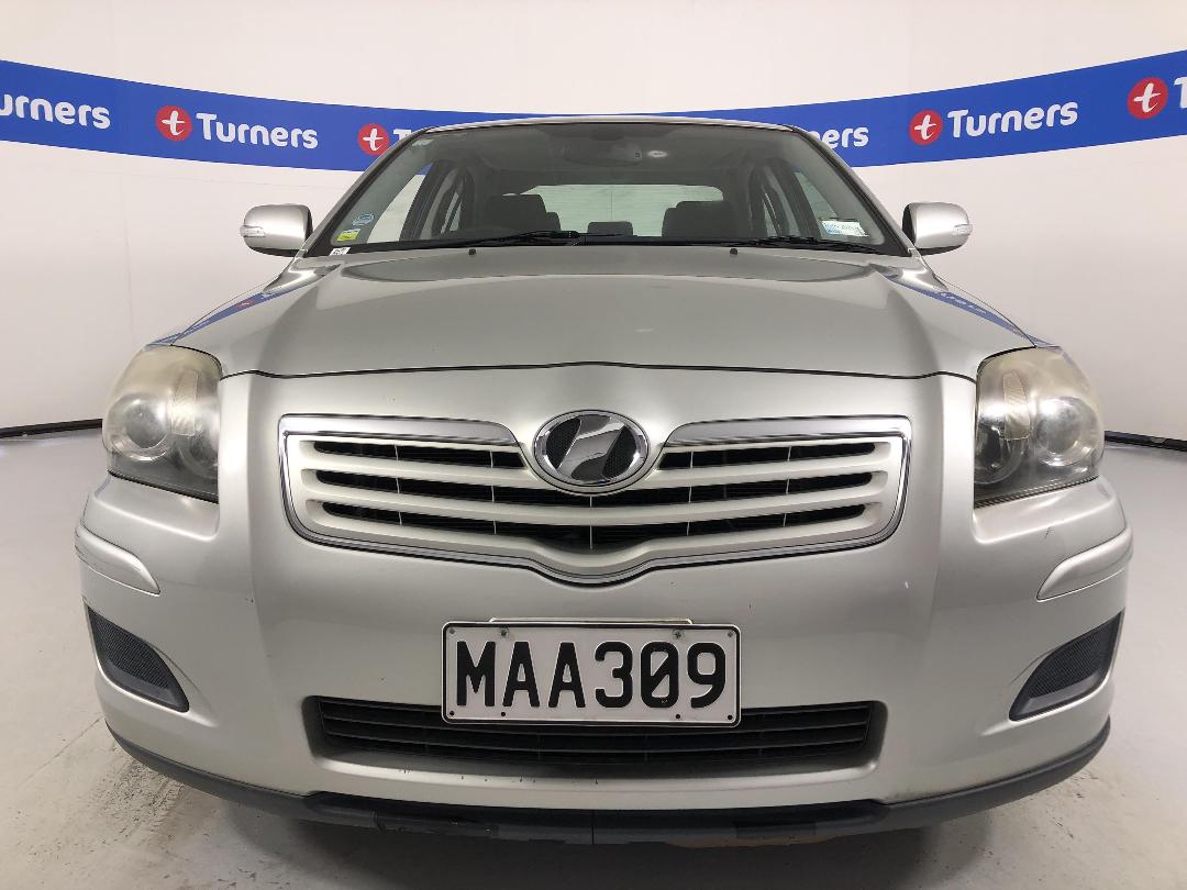 Photo '2' of Toyota Avensis