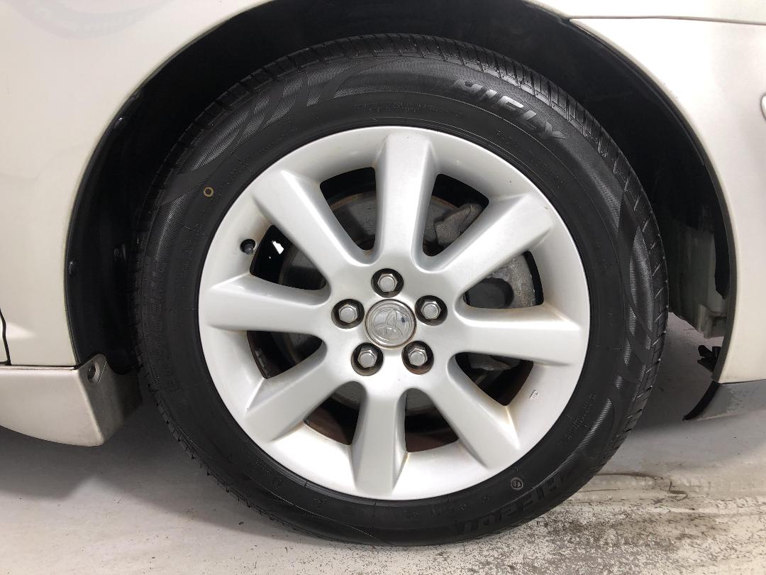 Photo '9' of Toyota Avensis