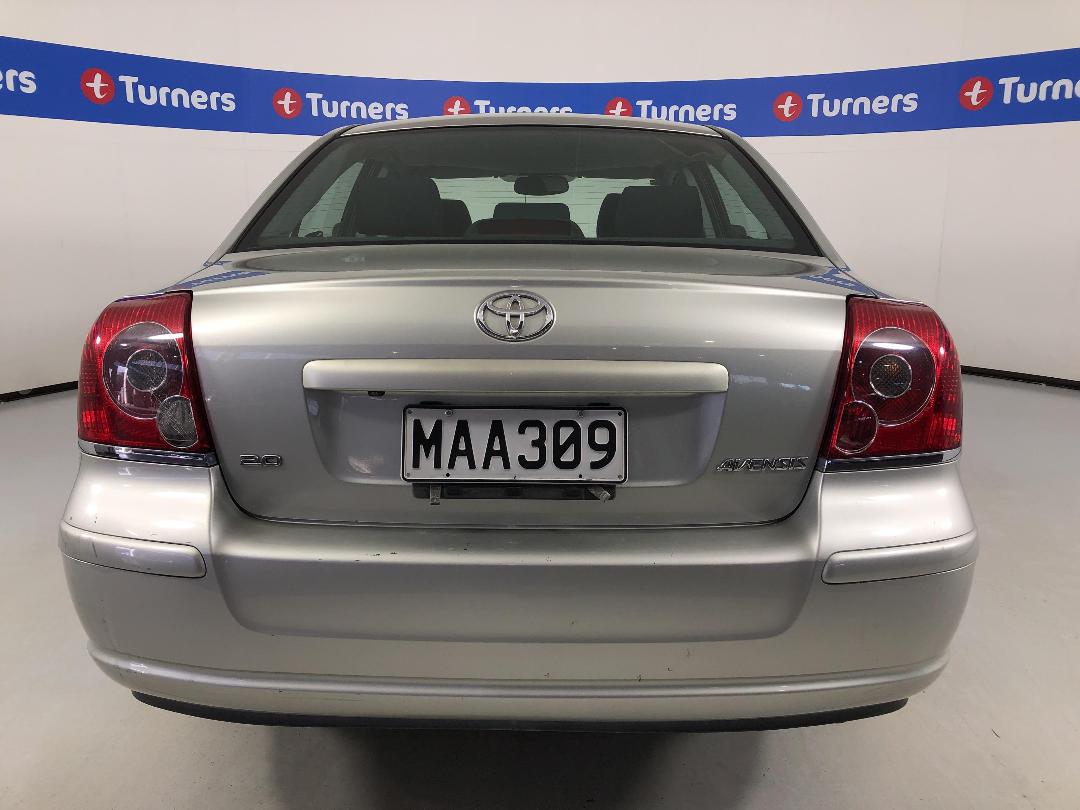 Photo '6' of Toyota Avensis