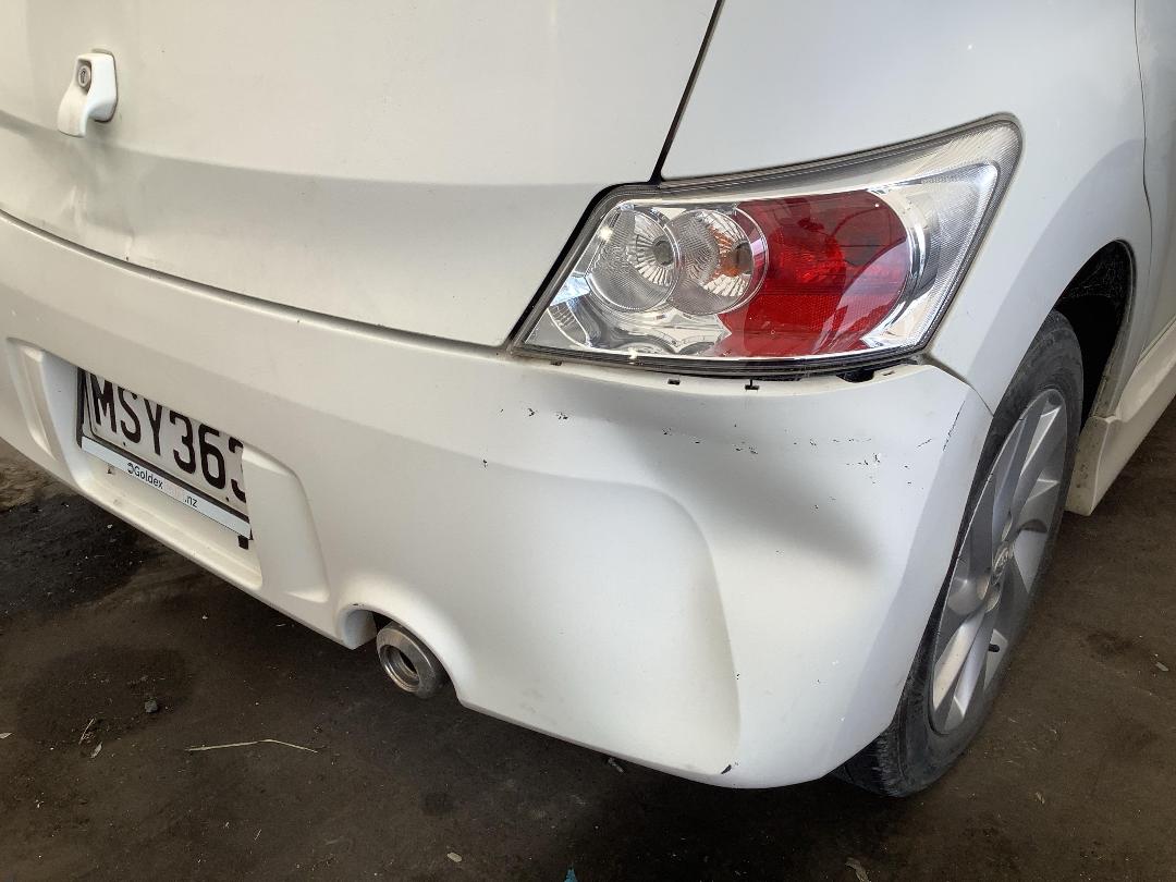 Photo '5' of Toyota BB