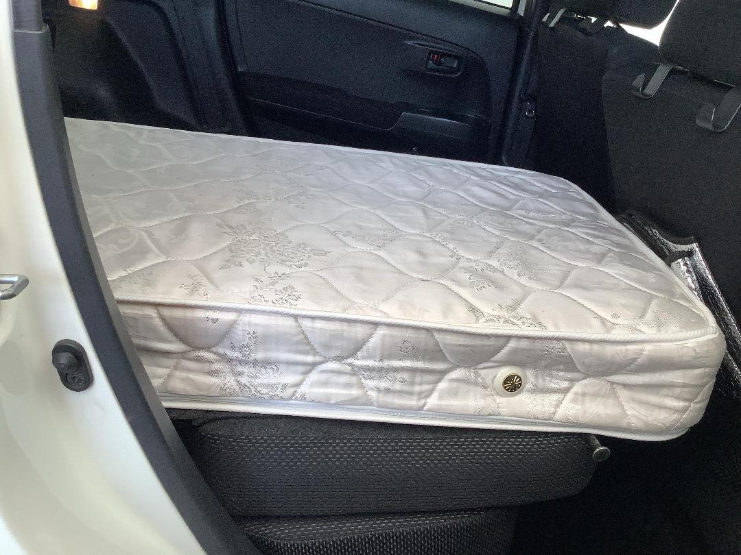 Photo '9' of Toyota BB